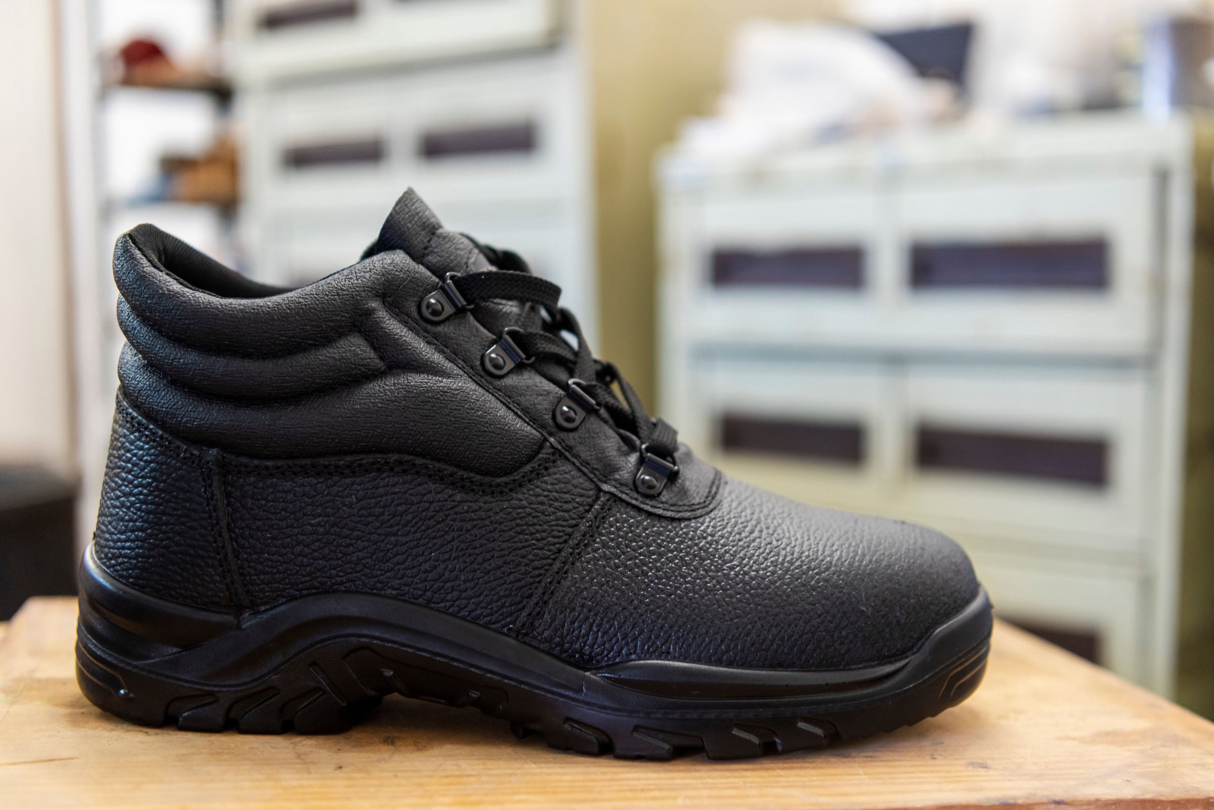 Kaliber Jackal Black Safety Boots