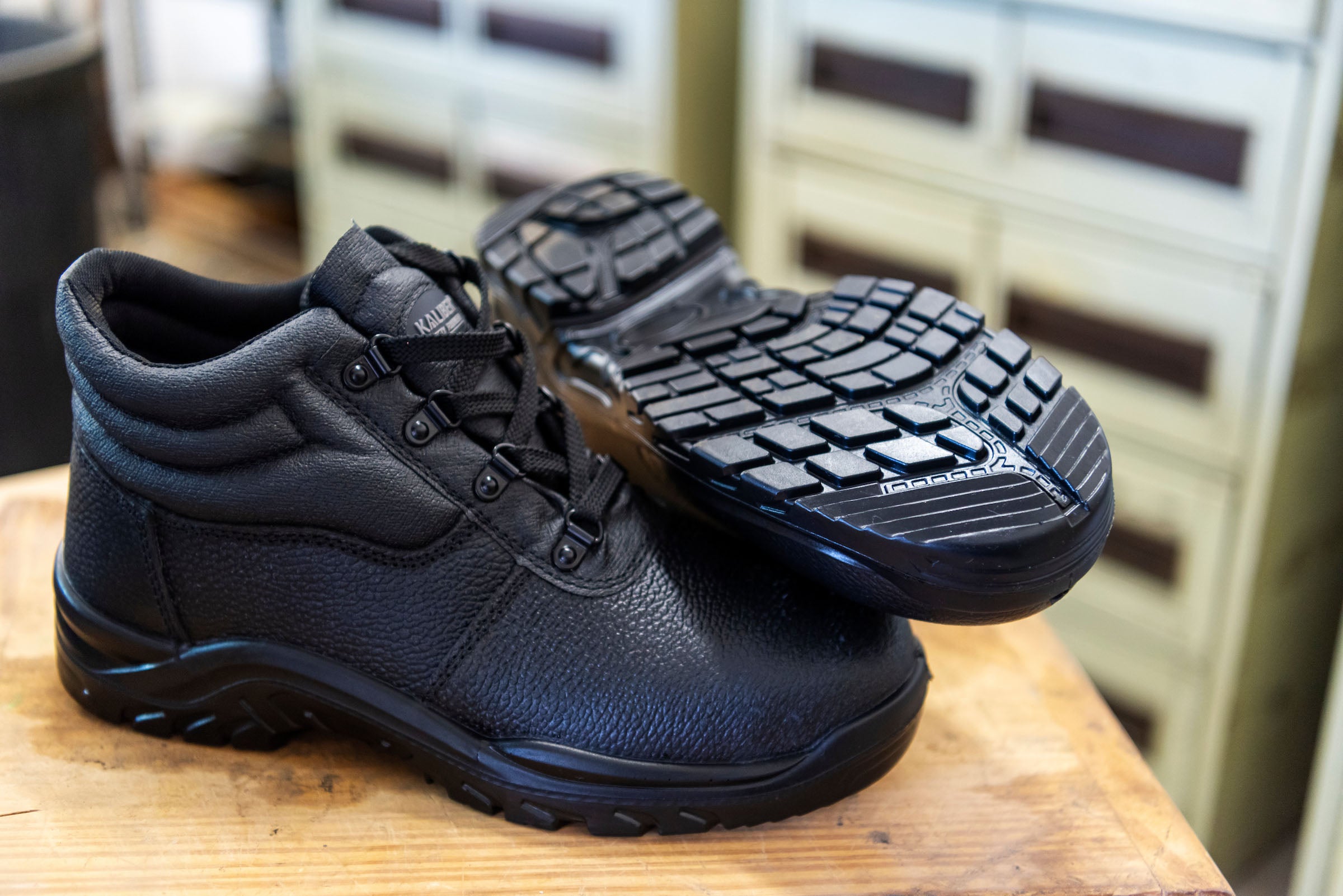 Kaliber Jackal Black Safety Boots